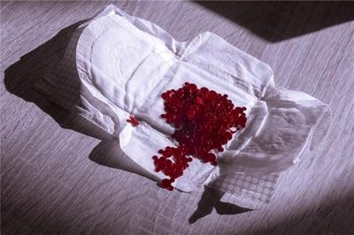 帶血的衛(wèi)生紙 一次性醫(yī)療用品的潛在風(fēng)險(xiǎn)與規(guī)范使用